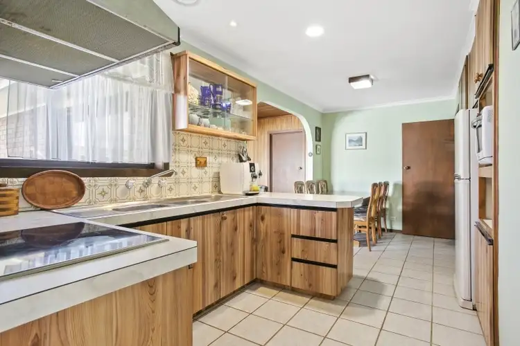 Third view of Homely house listing, 6 Marlee Court, Grovedale VIC 3216