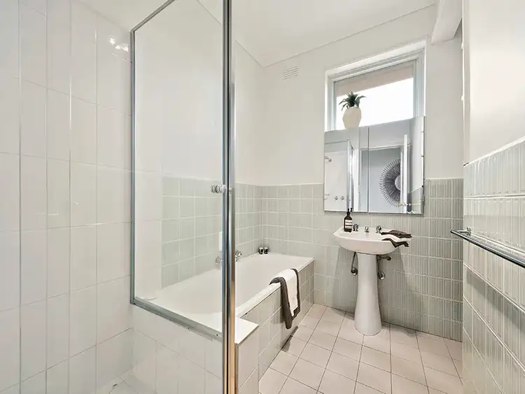 Fourth view of Homely apartment listing, 6/114 Kooyong Road, Armadale VIC 3143