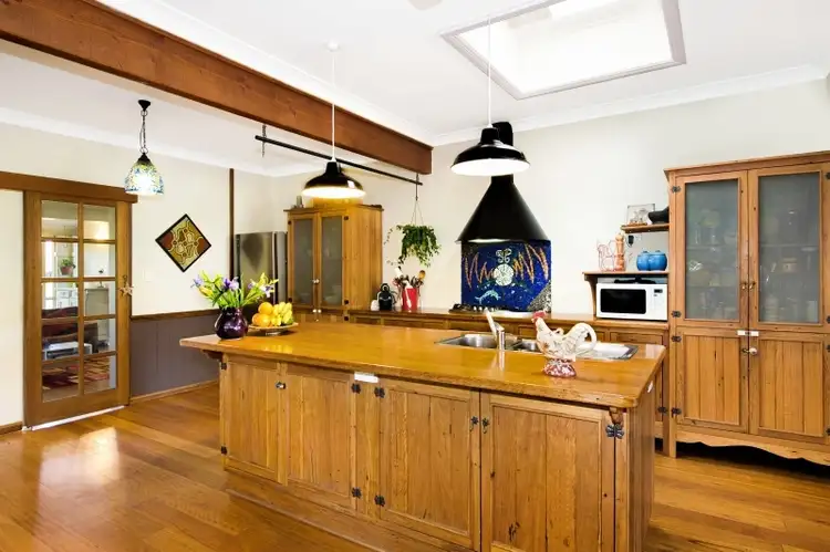 Fifth view of Homely house listing, 7 Sunset Point Drive, Mittagong NSW 2575