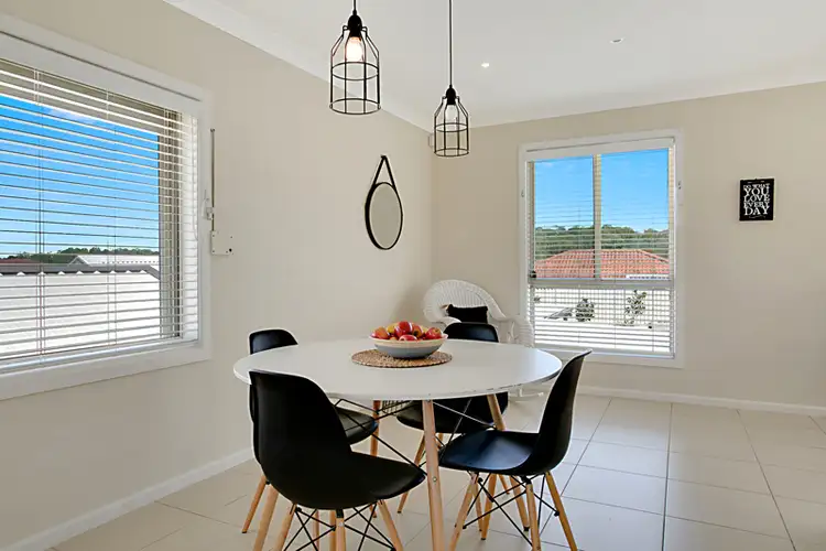 Fourth view of Homely house listing, 8 Scottsdale Circuit, West Hoxton NSW 2171