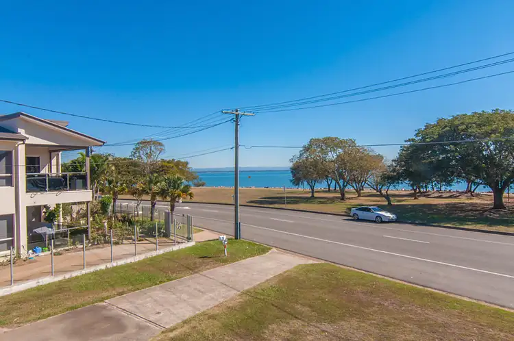 19 Endeavour Esplanade, Newport QLD 4020