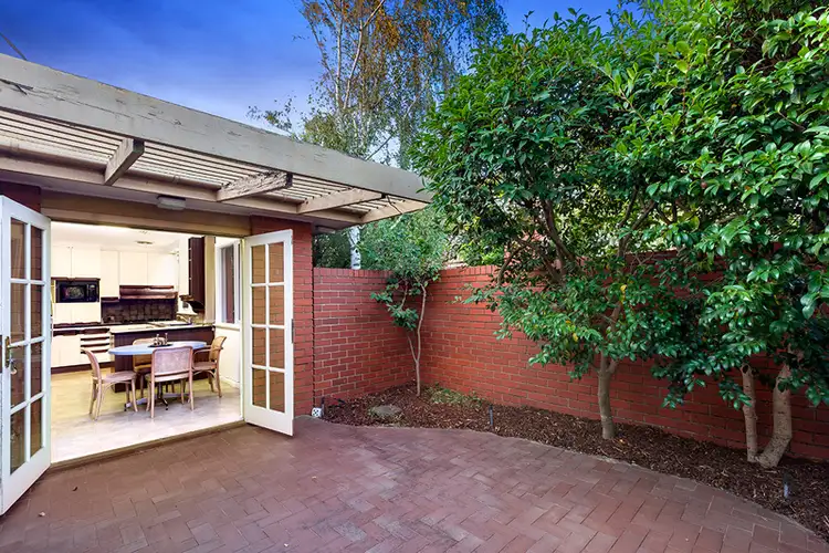Fifth view of Homely unit listing, 1 & 2/3 Kilwinning Court, St Kilda East VIC 3183