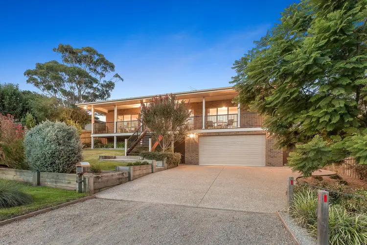 16 Marchington Avenue, Mornington VIC 3931