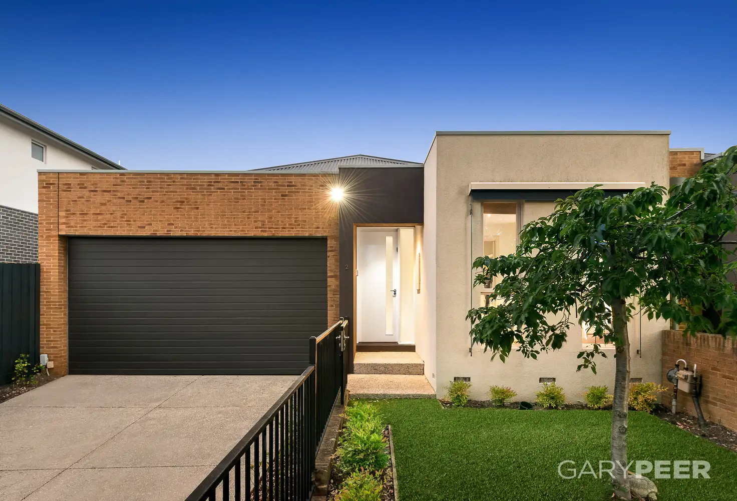 Main view of Homely townhouse listing, 2/2 Nicholls Road, Ormond VIC 3204
