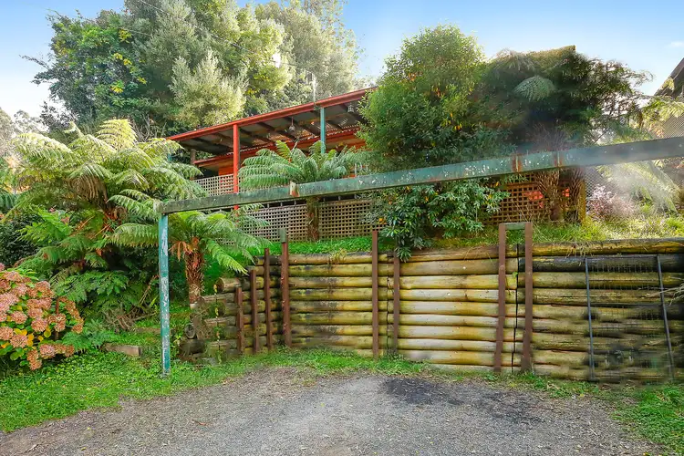 21 Marlino  Avenue, Warburton VIC 3799