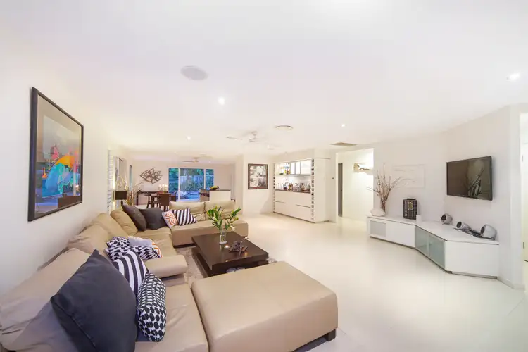 8 Gibson Street, Tewantin QLD 4565