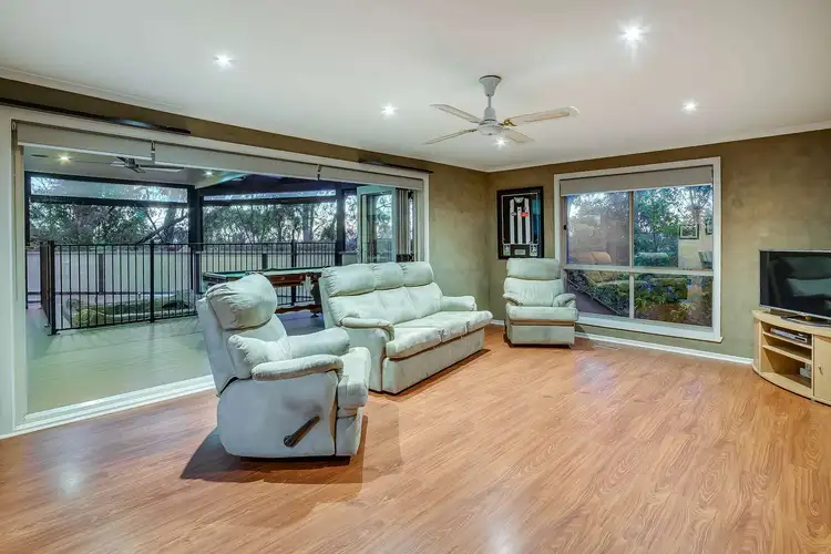 Fifth view of Homely house listing, 8 Auriol Court, Ferntree Gully VIC 3156