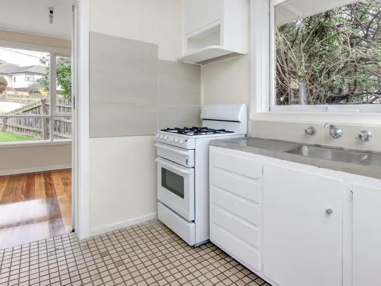 Fifth view of Homely house listing, 9 Woorilla Court, Frankston VIC 3199