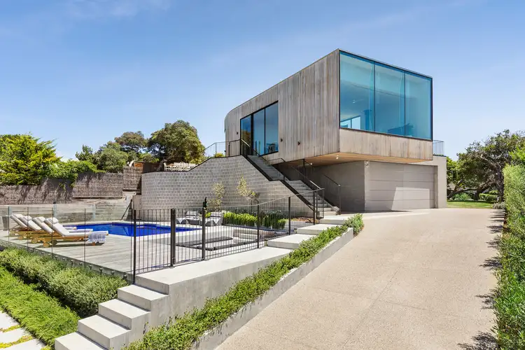 8 Parkside Street, Sorrento VIC 3943