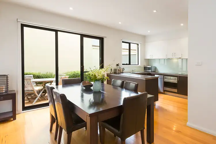 4/2 Davies Street, Brunswick VIC 3056