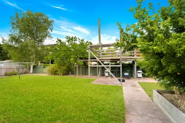 2A Rainbow Road, Mittagong NSW 2575