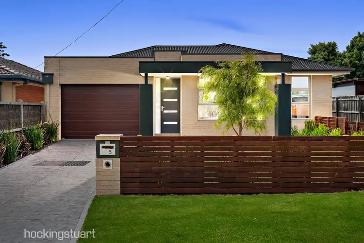 5 Clovelly Avenue, Rosebud VIC 3939