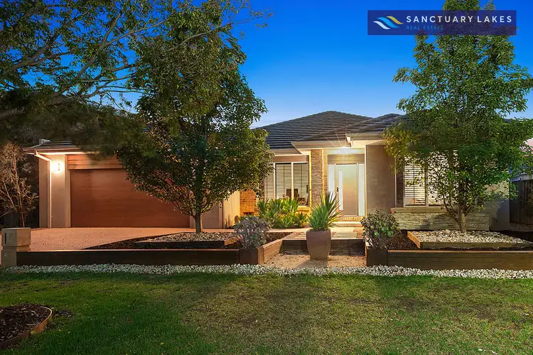 4 Cremorne Street, Sanctuary Lakes VIC 3030