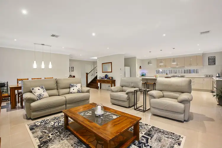 Sixth view of Homely house listing, 25 Nathan Court, Mooroolbark VIC 3138