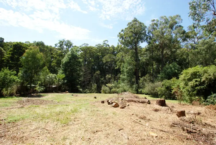 13 Hacketts Creek Road, Three Bridges VIC 3797