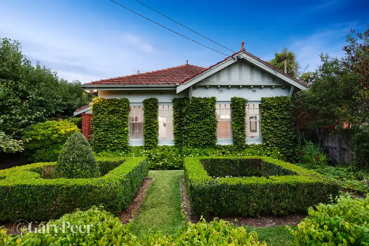 11 Hillside Avenue, Caulfield VIC 3162