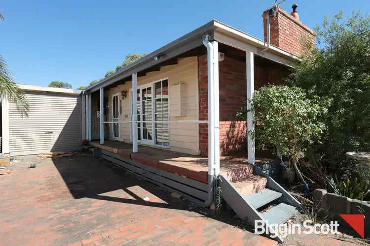 19 Dunraven Court, Sydenham VIC 3037