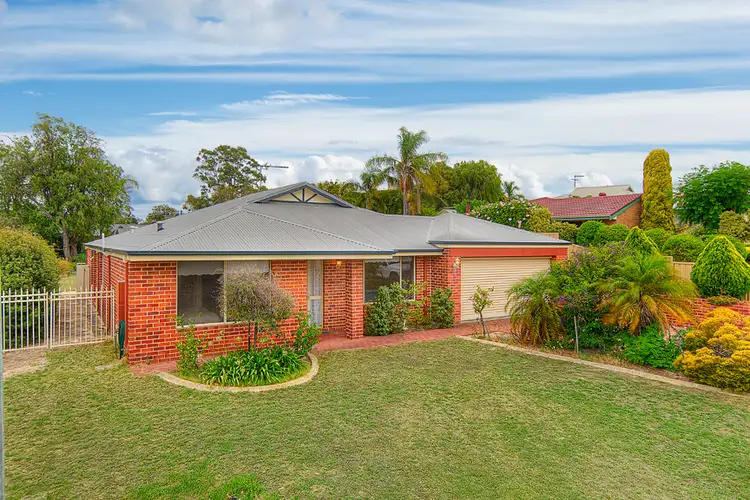 172 Lucy Victoria Avenue, Australind WA 6233
