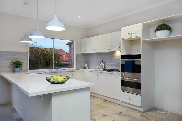 Second view of Homely house listing, 10 Highview Court, Lysterfield VIC 3156