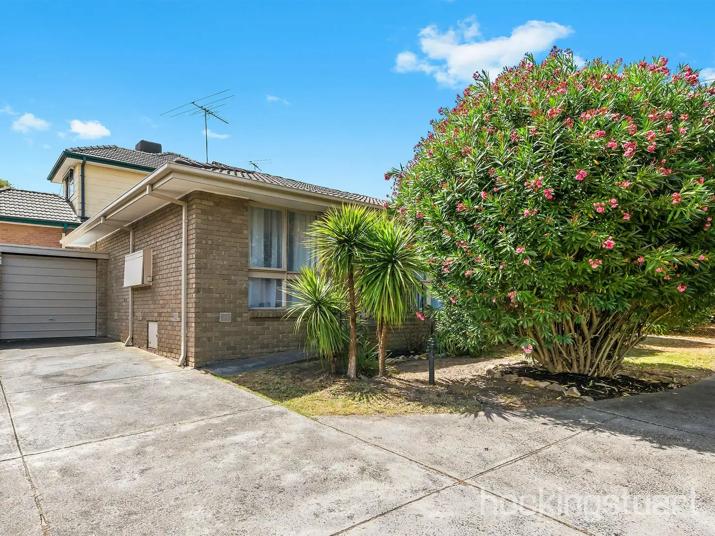 Main view of Homely unit listing, 2/17 Bourke Street, Mentone VIC 3194