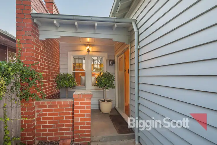 37 Nightingale Street, Newington VIC 3350