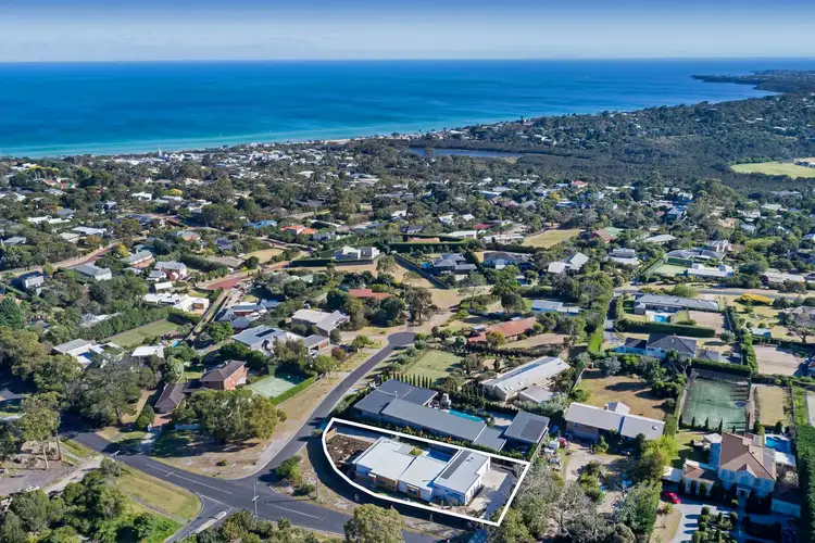 2 Buxton Court South, Mount Martha VIC 3934