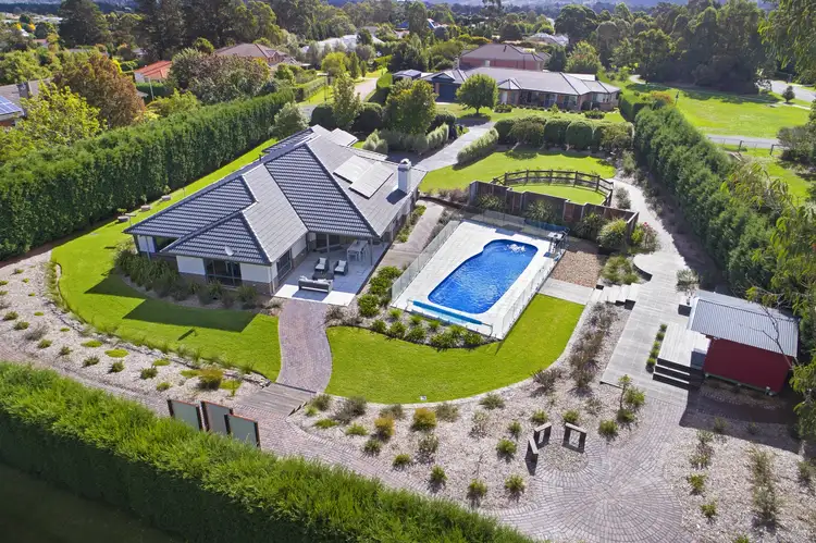2 Kiameron Place, Bowral NSW 2576