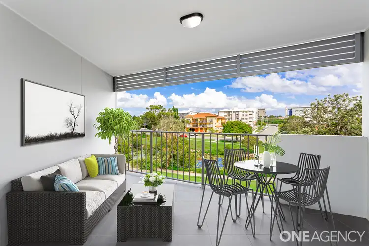 9/11 Creek Street, Redcliffe QLD 4020