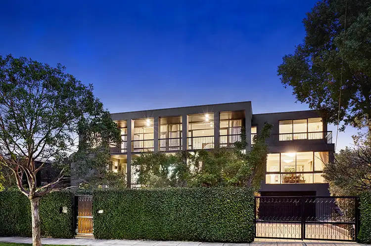 22 Aroona Road, Caulfield North VIC 3161