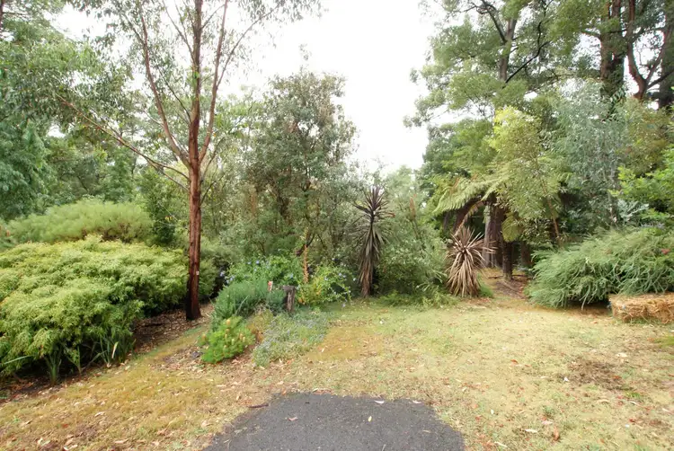 40 Wellington Road, Warburton VIC 3799