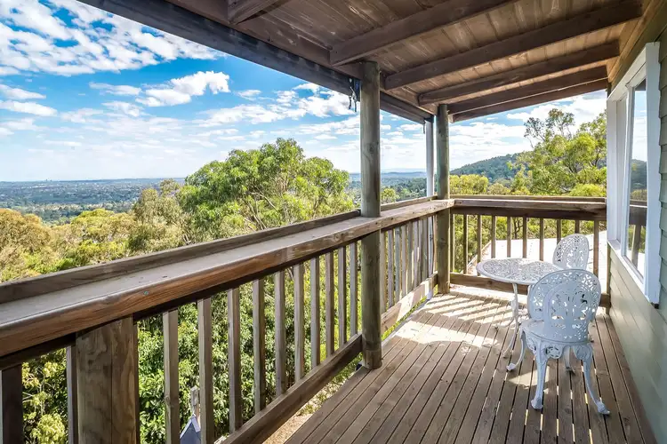 6 Hatherly Grove, Ferntree Gully VIC 3156