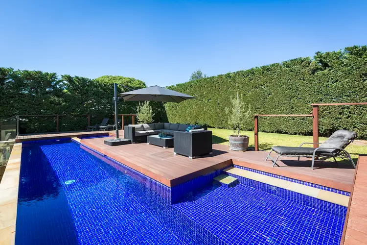 29 Shirley Avenue, Sorrento VIC 3943