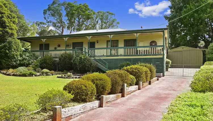 14 Scenic Drive, Launching Place VIC 3139