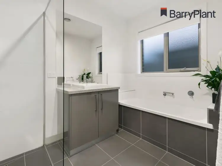 Sixth view of Homely townhouse listing, 2/57 Green Island Avenue, Mount Martha VIC 3934
