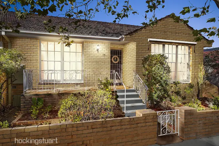 2b Renwick Street, Glen Iris VIC 3146