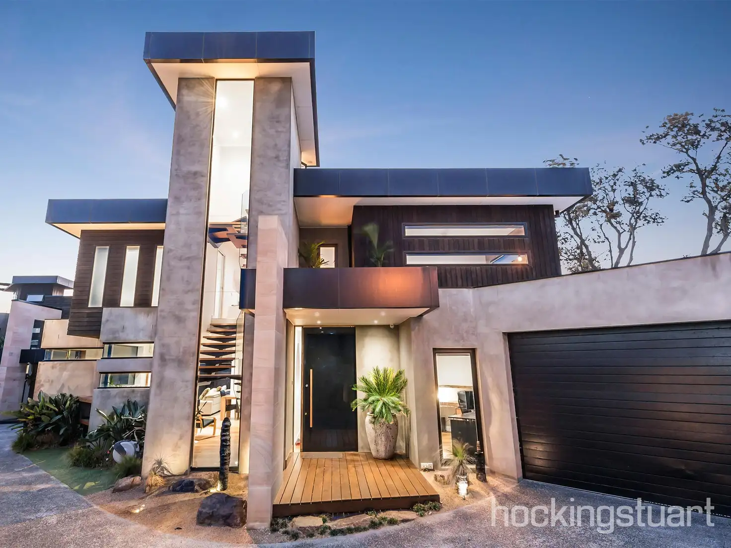 Main view of Homely townhouse listing, 1/195 Nepean Highway, Aspendale VIC 3195