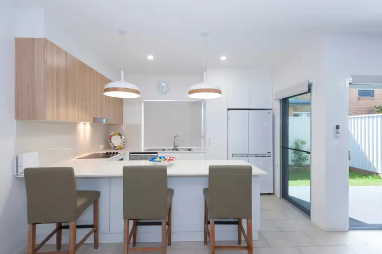 2/8 Nicholls Street, Caloundra QLD 4551