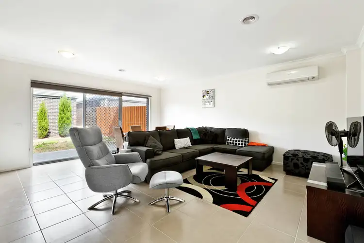 Fourth view of Homely townhouse listing, 32 Greenhaven Gardens, South Morang VIC 3752