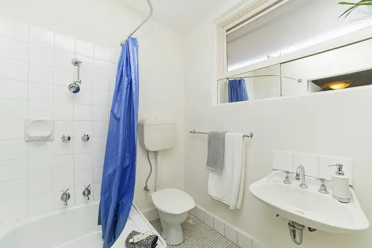 Sixth view of Homely house listing, 4/13 Ormond Road, West Footscray VIC 3012