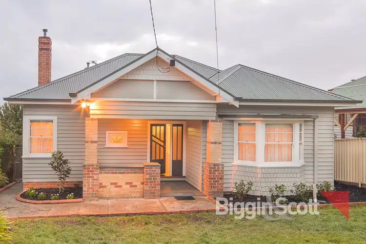703 Neill Street, Soldiers Hill VIC 3350