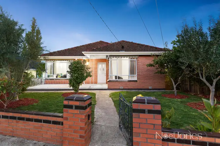 4 Millicent Avenue, Bulleen VIC 3105