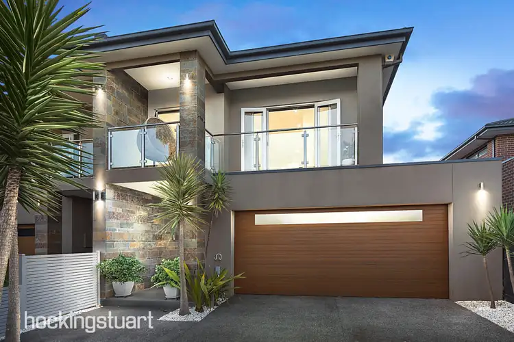 3b Abergeldie Avenue, Mckinnon VIC 3204