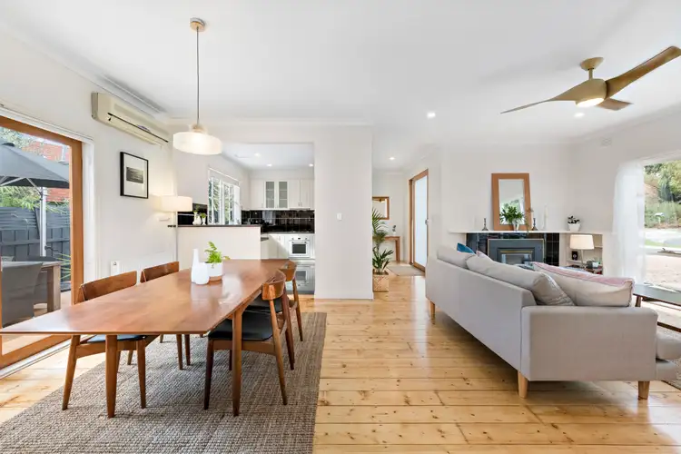 Fourth view of Homely house listing, 3 Stuart Close, Frankston VIC 3199
