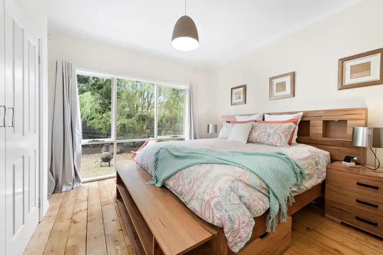 Sixth view of Homely house listing, 3 Stuart Close, Frankston VIC 3199