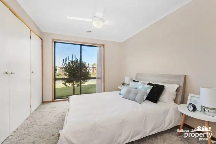 Second view of Homely house listing, 7 Lincoln Street, Wendouree VIC 3355