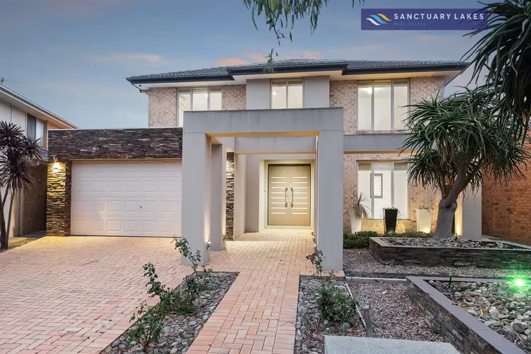 34 Scenic Drive, Sanctuary Lakes VIC 3030