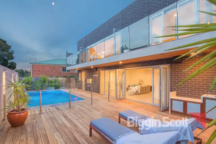 14 Mathoura Place, Ballarat North VIC 3350