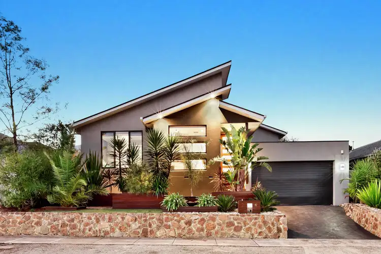 6 Bernard Street, Doreen VIC 3754