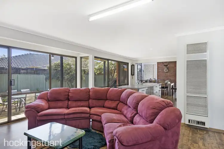 Sixth view of Homely house listing, 2 Kindilan Court, Delacombe VIC 3356