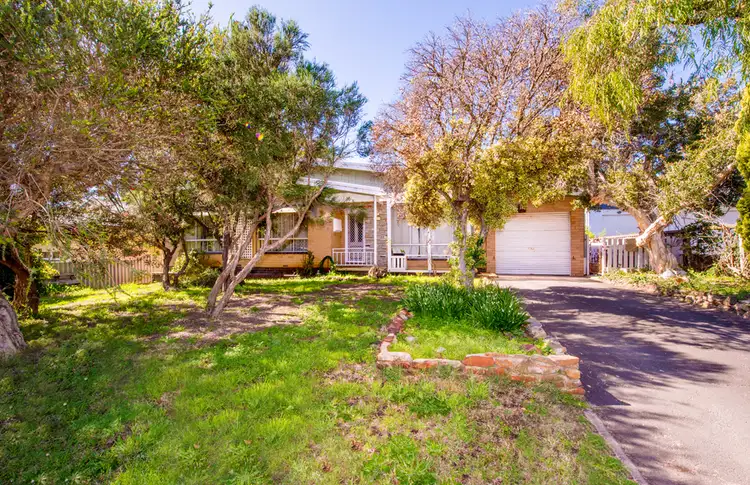 11 Hands Street, Eaton WA 6232